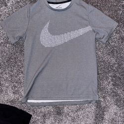 Men’s Mesh Nike T-shirt Active Wear