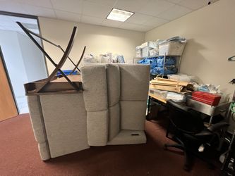 Set Of Furniture For $800 OBO