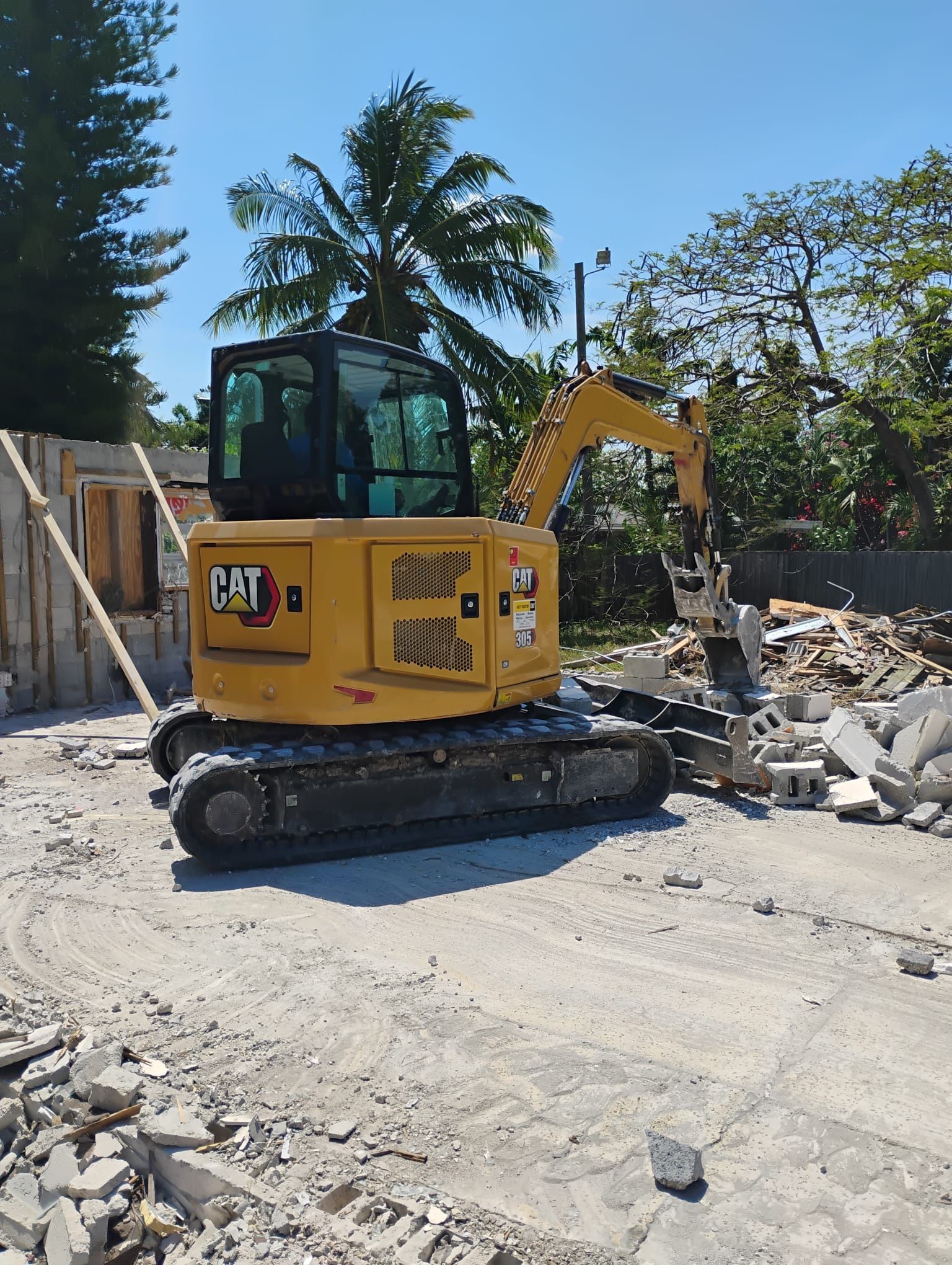 Bobcat Excavadora Volteó