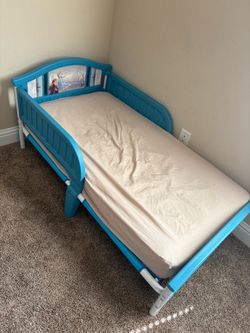 Toddler bed