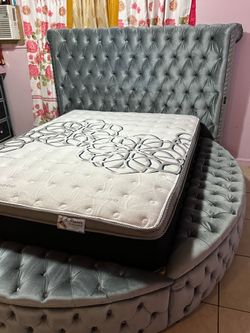 King size Mattress Pillow top new bedframe not included sold separately