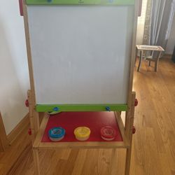 Hape Easel