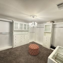 Walk-in closet