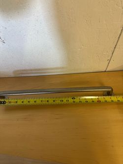 Rocky Mountain hardware 18” towel bar/appliance pull