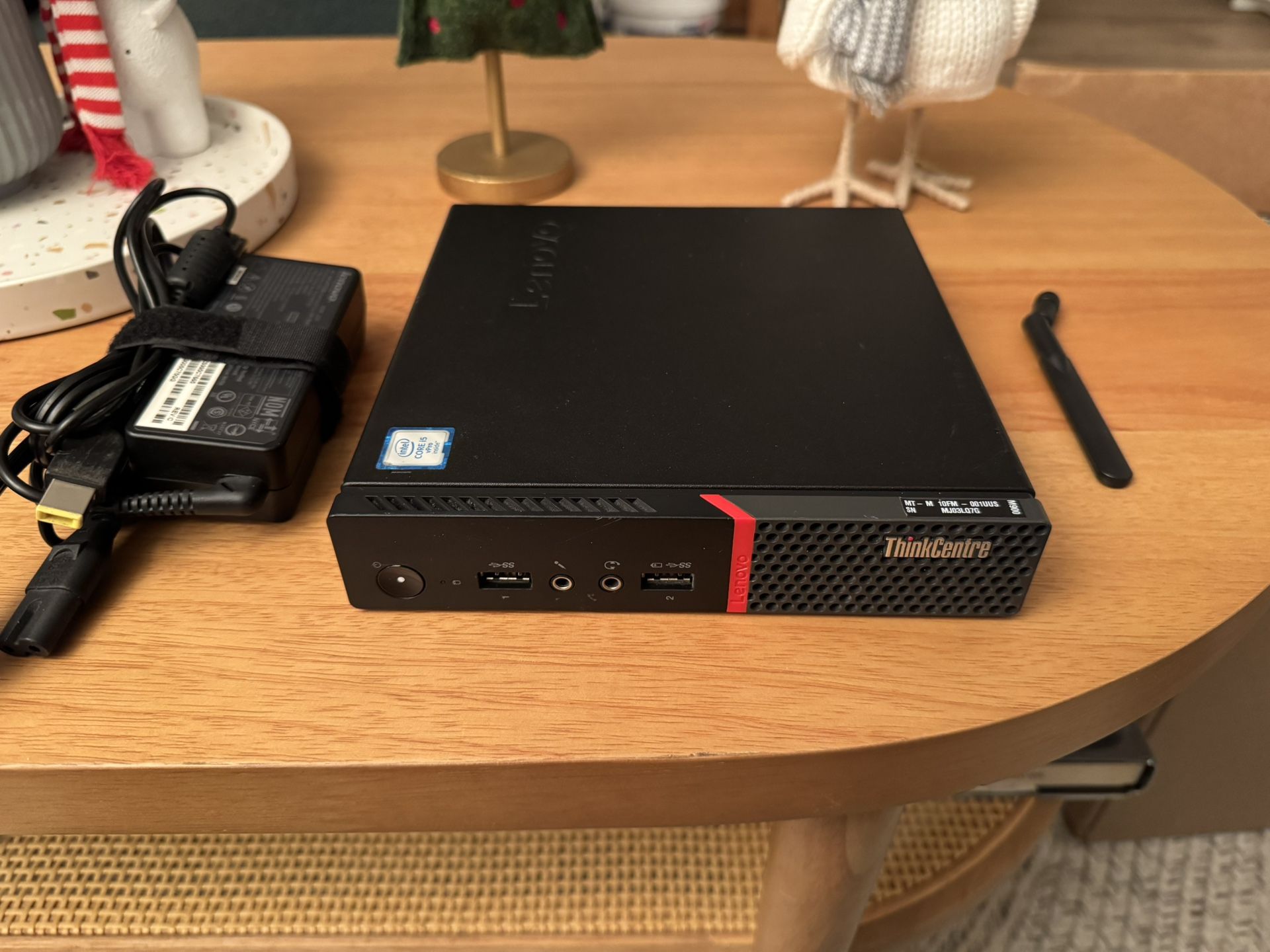 Lenovo ThinkCentre M900 Tiny, i5-6500T, 8GB RAM, 256GB SSD