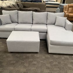 Grey Sectional Couch And Ottoman 