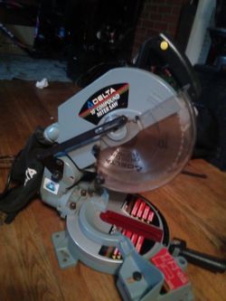 Delta 10" Compound Miter Saw