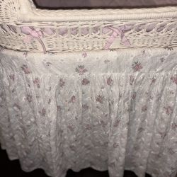 Pottery Barn Bassinet 