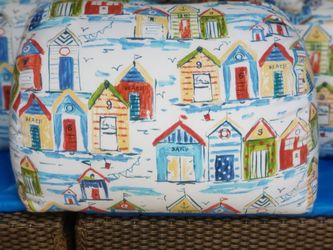 4 pillows