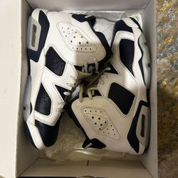 Air Jordan 6 Retro (GS) SIZE 6