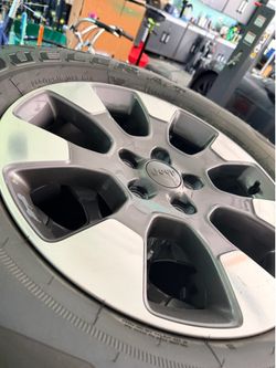 Jeep OEM Wheels and Tires