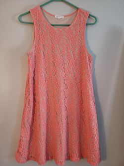 Socialite coral/pink lace dress with tan lining Size XL