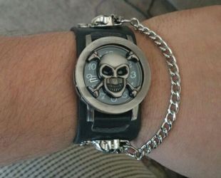 Black Punk Rock Chain Skull Leather Watches Women Men Bracelet Cuff Gothic Wrist Watches