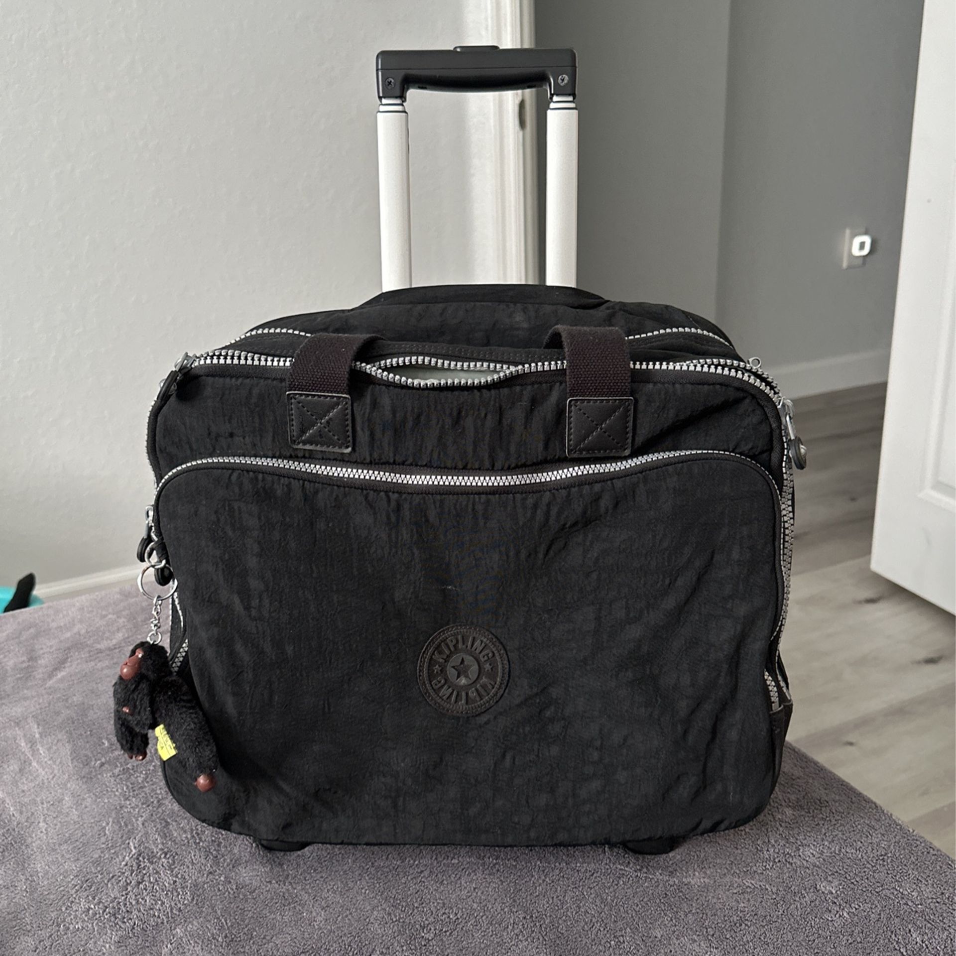 Kipling roller Bag/ Rolling Suitcase