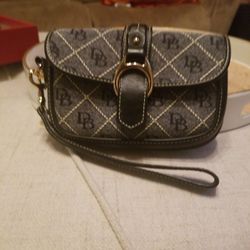 Dooney&bourke 