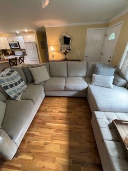 Like new sectional from Ashley Furniture