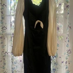 The Wench Dress in Black/Cream Size AUS 10
