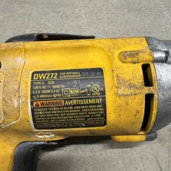 DEWALT W272 SCREW SHOOTER - DRYWALL GUN -