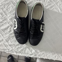 Gucci Black Leather Sneakers with White Logo and Green Heel Tab, size 10