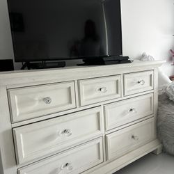 Large White 7-Drawer Dresser with Crystal Knobs – Glam / Hollywood Regency Style