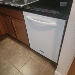 Dishwaher Kitchen Aide