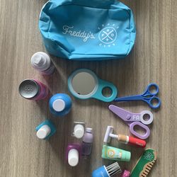 FAO Schwarz First Barber Pretend Freddy's Shave Club Grooming Kit 16 Pieces