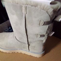 UGG boots size 11