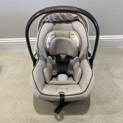 Infant Car Seat 180 Turn Maxi Cosi
