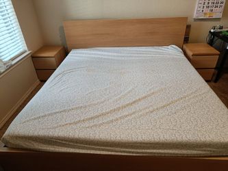 King Size Frame , Side Table and Kings size Hybrid Mattress for Sale