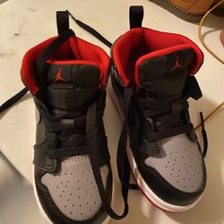Kids Jordan 1’s