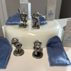 Avon Pewter School Bears