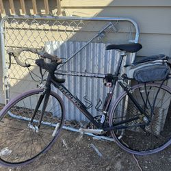 $1,000 Bicicleta Trek Bontrager 