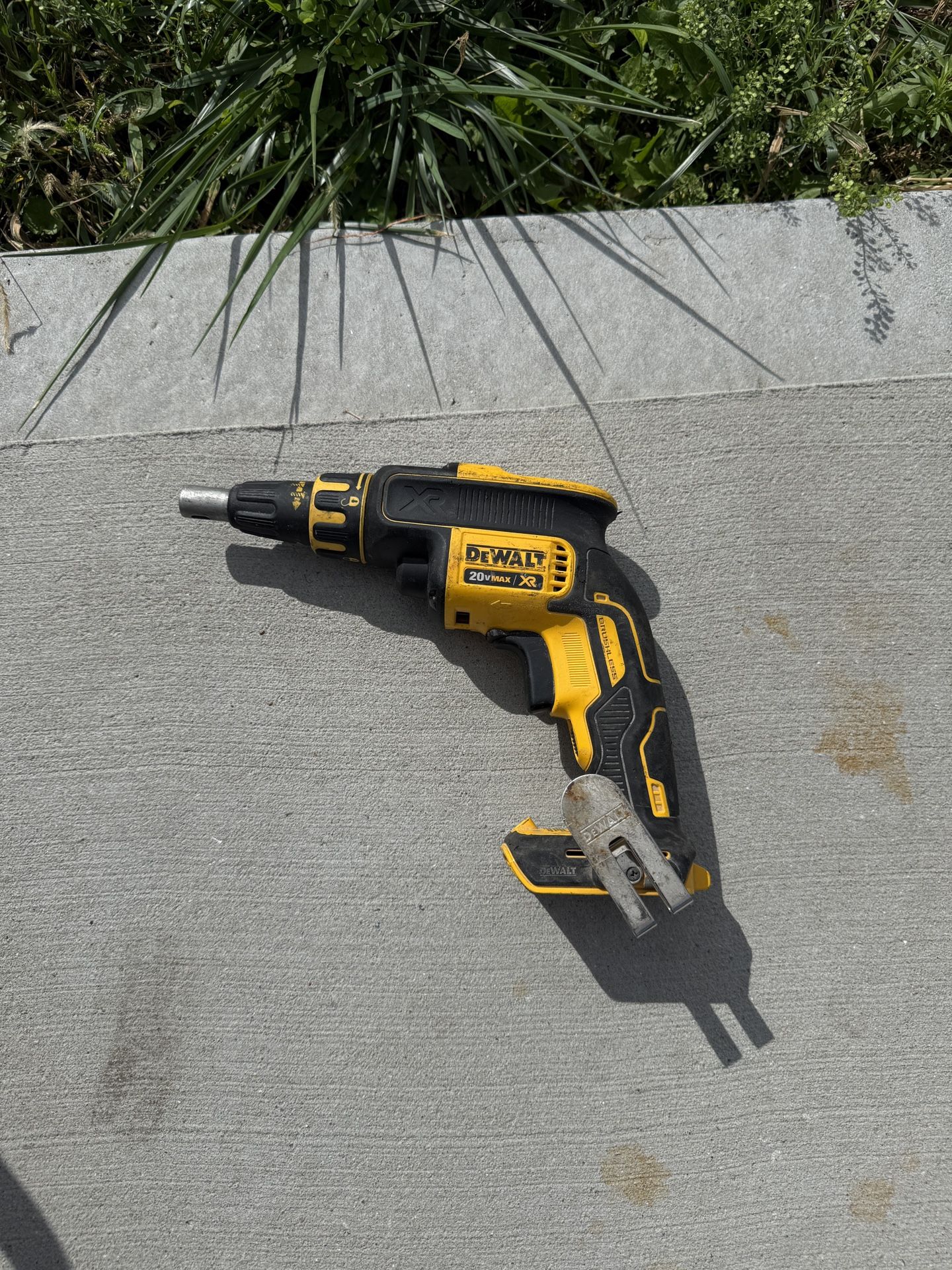 20V MAX XR Cordless Brushless Drywall Screw Gun (Tool Only)
