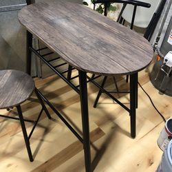 Coffee Table With 2 Chairs