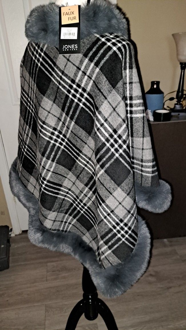 Jones New York Faux Fur Collared Shawl