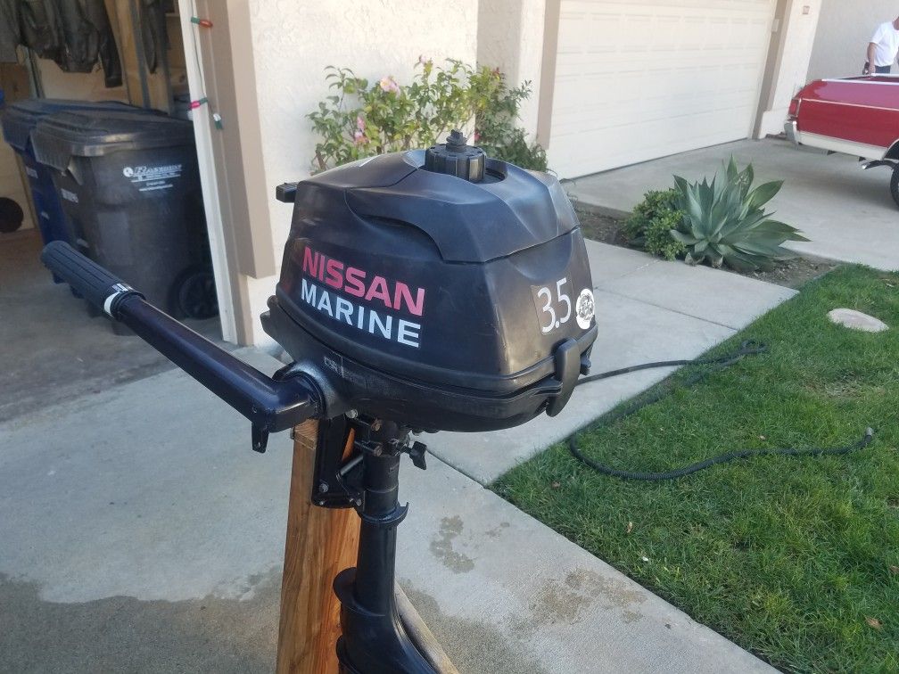 2013 Nissan 3.5 4 stroke outboard