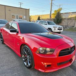 2014 Dodge Charger Srt8