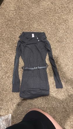 Women’s large sweater dress with belt