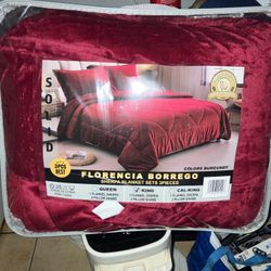 Blanket Plus Two Pillow Case Set