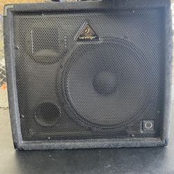  Behringer KXD 12  PA / Keyboard Combo Amp