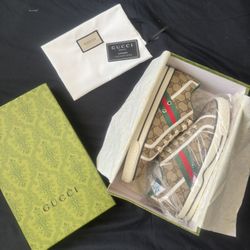 GUCCI SHOES 