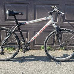 Kona Lana'i Mountain Bike