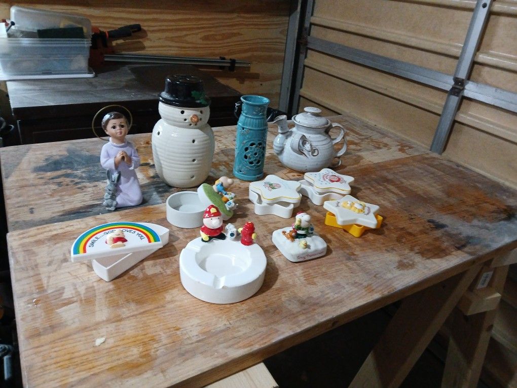Vintage Collectables , Mostly Ziggy,and Some Random