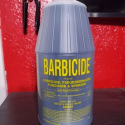 64oz Barbicide Disinfectant