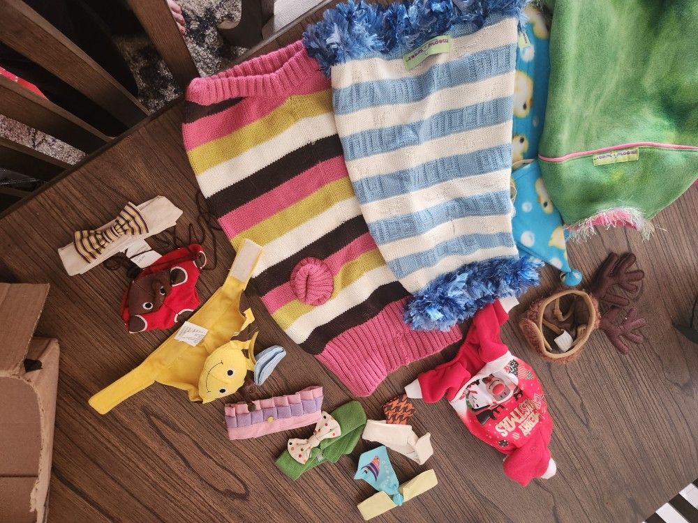 6 outfits, 9 accessories for cats or small dog $30 for all
