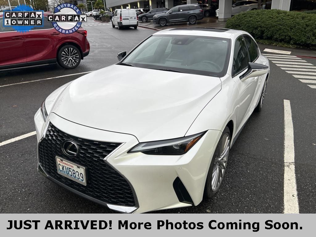 2023 Lexus IS 300