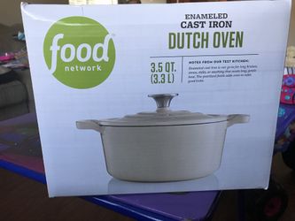 Food network Cast iron Dutch oven 3.5 quart