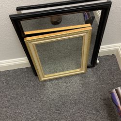 2 Mirrors