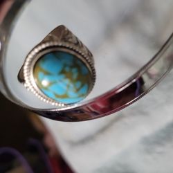 Ladies Size 8 Sterling Silver Turquoise Ring