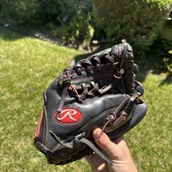 Rawlings R9 baseball glove. size 11.5